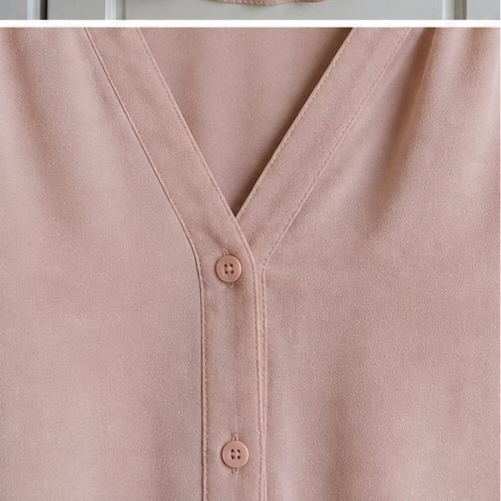 Blush Tunic Blouse - Picture 4 of 6